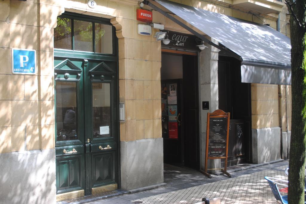 Pension Aristizabal San Sebastián Zewnętrze zdjęcie