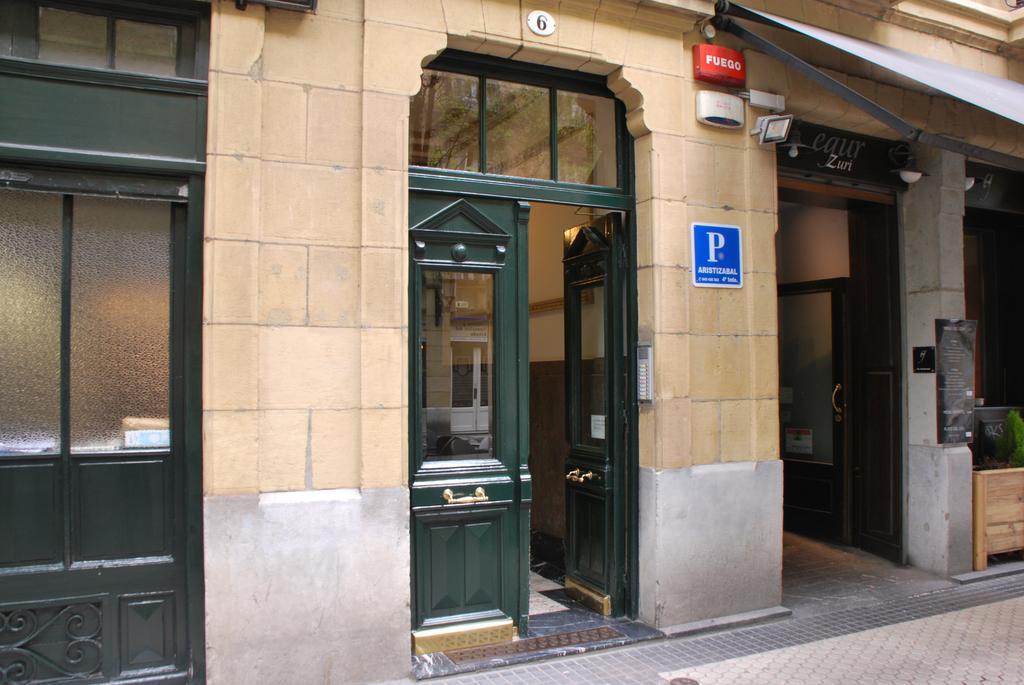 Pension Aristizabal San Sebastián Zewnętrze zdjęcie